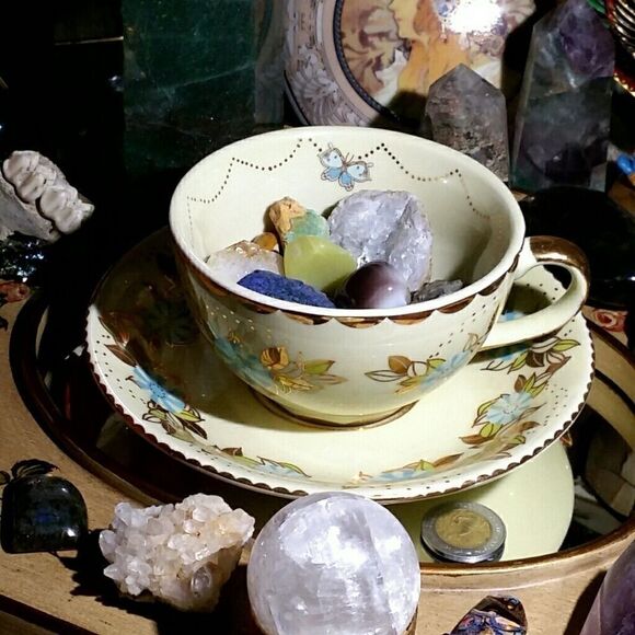 601g Gold Plated Tea Cup Mystery Crystal Set - Picture 1 of 5
